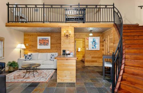 New Braunfels House | Discover The Silo in Gruene: Ideal for Family Getaways
