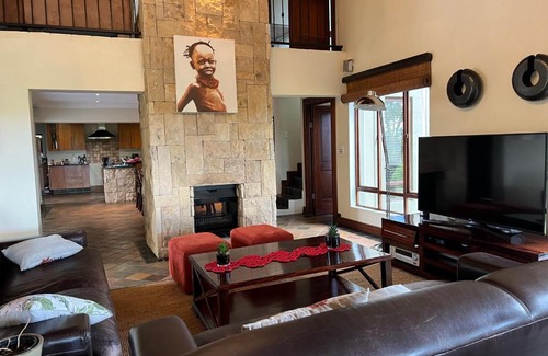 Leeupoort House | Experience 211 Zebula: Oceanfront Family Getaway