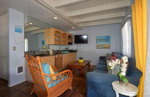 Avalon House | 211CL 211 Claressa