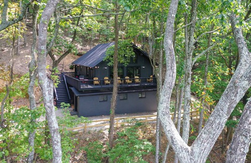 Big Canoe House | 214 m² House ∙ 4 bedrooms ∙ 10 guests