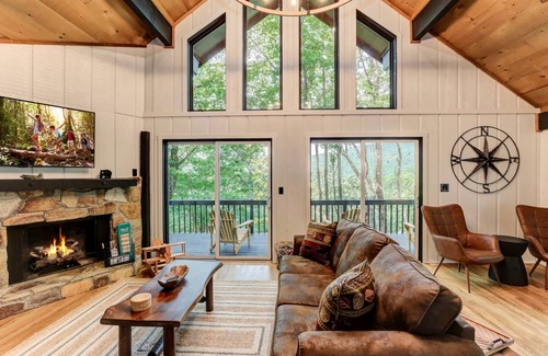 Big Canoe House | 214 m² House ∙ 4 bedrooms ∙ 10 guests