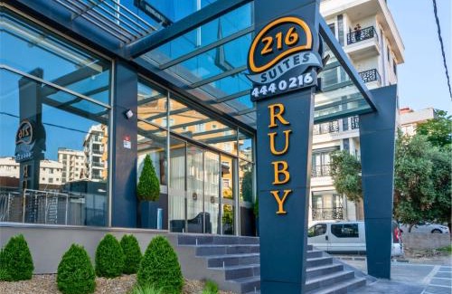 Maltepe Hotel | Ruby Suite: 4-Star Retreat with Family-Friendly Amenities
