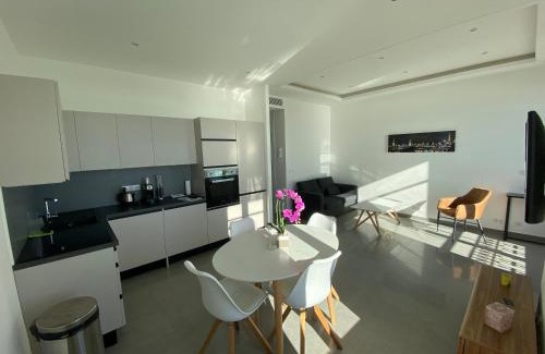 Fabron Apartment | Escape to 219 Promenade: Oceanfront Bliss Awaits You