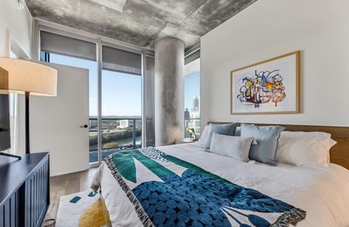 Rainey Street Historic District House | Modern 2BD Condo on Rainey St with Breathtaking Views