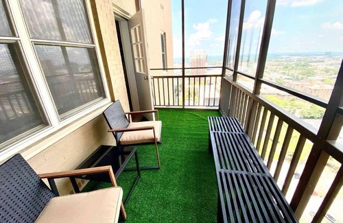 Downtown Atlanta Apartment | Elevated Condo Experience in Central Atlanta - 4 Star Stay