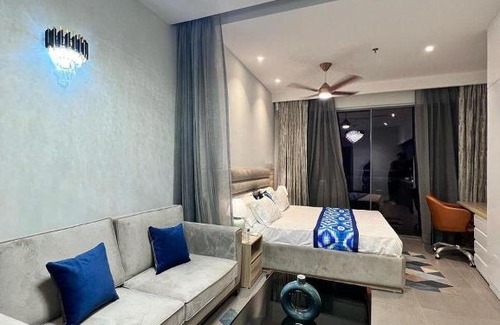 Noida Apartment | Discover 21st Karma Studios Delhi: Pet & Child Friendly Stay