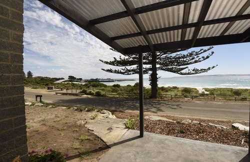 Penneshaw House | 22 French - Beach