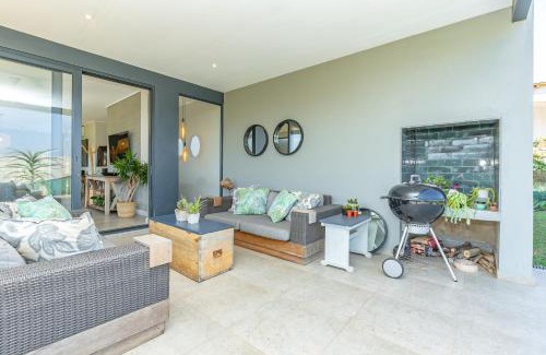 Salt Rock House | Beachfront Bliss at 22 Mbali Loop, Zululami Estate