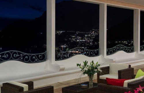 Laurito Hotel | Spacious Family Hotel with 2 Bedrooms for Up to 4 Guests