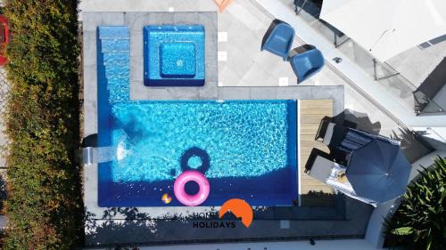 Albufeira Villa | Modern Villa with Pool Ideal for Family Getaways