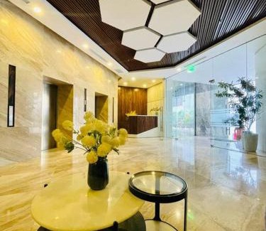 Tran Phu Beach Apartment | Experience Sunset Views at Apt Full Option - 4-Star Retreat
