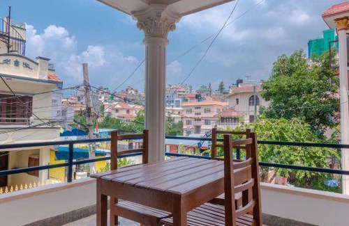 Thamel Hotel | Budget-Friendly Getaway at Lemon Tree Hotel with Spa