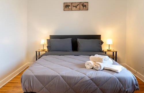 Carlingwood West - Glabar Park - McKellar Heights House | 2223 Fox Crescent- Home from home