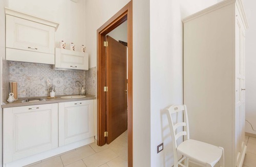 Borgagne Villa | Villa La Paiara: Kid-Friendly Getaway with Pool & Breakfast