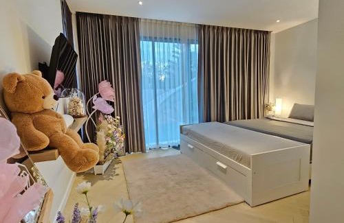 Hin Lek Fai Villa | Relaxing Pool Villa in Hua-Hin - 4-Star Family Retreat