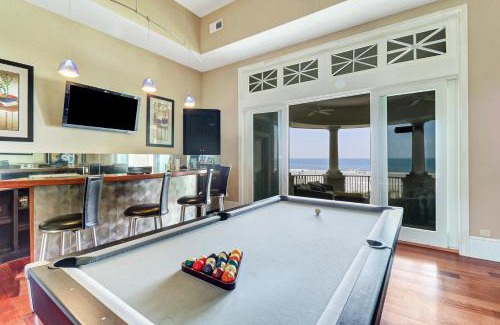 Sea Pines Villa | Relax at 23 Black Skimmer: Family-Friendly with Pool