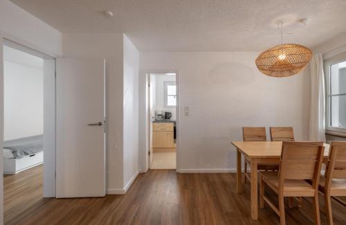 Vulpera Apartment | Stylish 2.5-Room Apartment with Sunny Balcony and Amenities