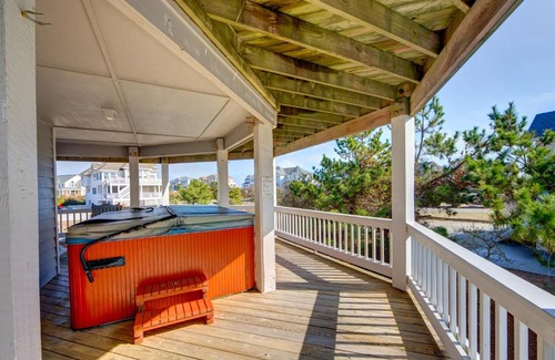 Pine Island House | Escape to Aegean Breeze: Family-Friendly Retreat Awaits
