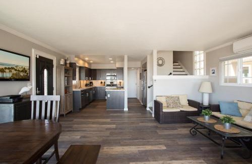 West Newport House | Family-Friendly Retreat at 2314 W Oceanfront A