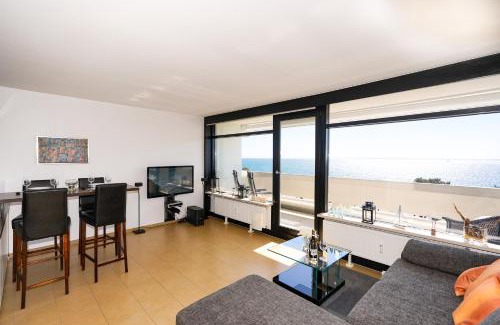 Sierksdorf Apartment | Oceanfront Retreat: Traumblick FeWo Nr 238 - Guest Rated 9/10