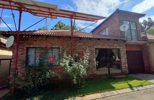 Orkney Apartment | 23A Wawiel Guesthouse