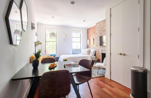 Peter Cooper Village Apartment | Prime 24-10 Studio in Gramercy - Pet Friendly & Rated 9/10