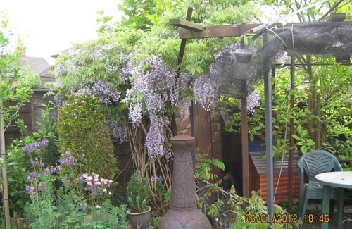 Uttoxeter Bed & Breakfast | Exceptional Stay at 24 Fairfield Road - Rated 9.7/10
