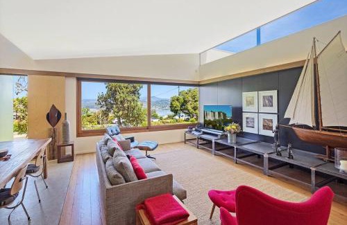 Merimbula House | Unique 2-Bedroom Home at 24 Hill Street - Pet Friendly Stay