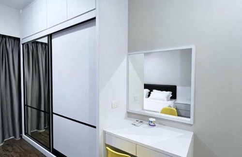 Lahad Datu Apartment | Cozy 24 Home Suite with Pool and Breakfast Included