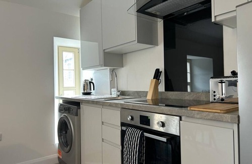 Kirkcaldy Apartment | 24 Linen Loft - 1 bed Apt