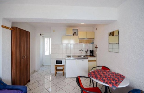 Senj Apartment | Cozy 24 m² Apartment with Ocean View for Two Guests