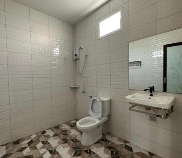 Khlong Luang Hotel | Comfortable Stay at 24 Sleep Resort with Breakfast Included