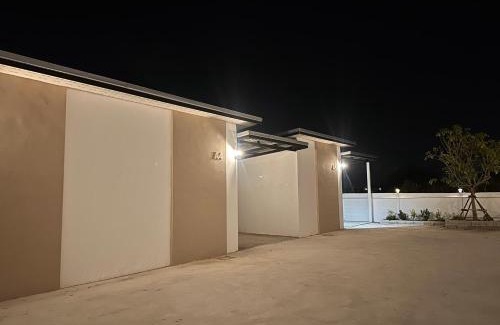 Khlong Luang Hotel | Comfortable Stay at 24 Sleep Resort with Breakfast Included