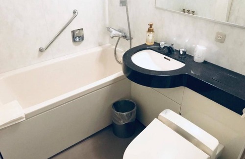 Tsukiji Hotel | Explore Room 605 in Ginz, Tokyo: Weekend Retreat Awaits