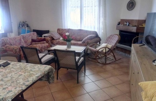 Biancavilla Villa | 240 m² Villa ∙ 4 bedrooms ∙ 8 guests