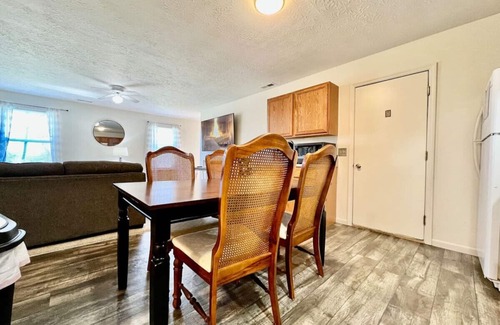Monroe House | Stylish 240 Overbrook: Funky Home with Pet-Friendly Perks