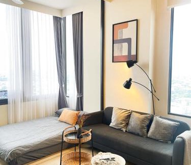 Phra Khanong Apartment | Stylish Two Bedroom Loft Near BTS On Nut with Pool Access