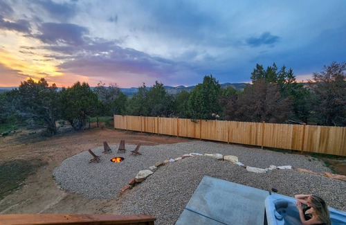 Orderville House | 242 m² House ∙ 4 bedrooms ∙ 10 guests