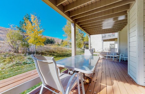 Elkhorn Village Hotel | Indian Springs Retreat: Top-Rated Stay with Pool & Hot Tub