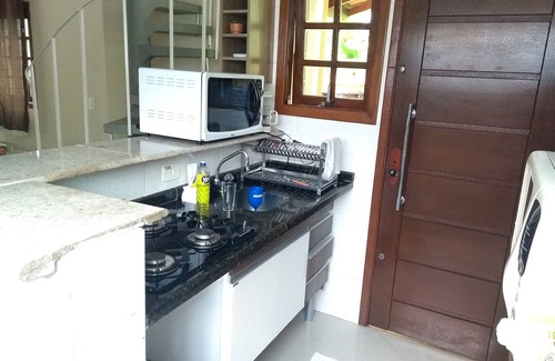 Camburi House | Safe and Airy Hotel with Oceanfront Views and Dining