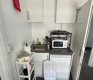 Southgate Apartment | 25 Chase Side