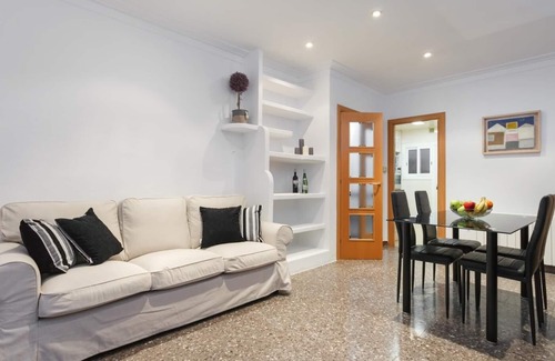 Mataro Apartment | Discover Matarolux: 25 km from Barcelona with Ocean Views