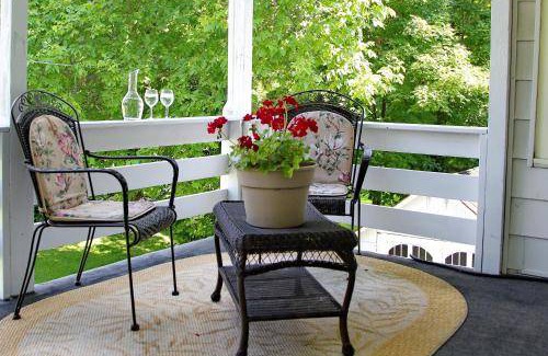 Interlaken Bed & Breakfast | 25 m² Bed and breakfast ∙ 3 guests