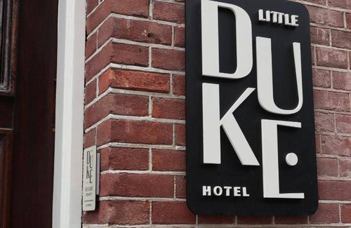 's-Hertogenbosch Hotel | Cozy 4-Star Hotel for Two with On-Site Dining