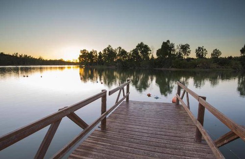 Corte do Pinto Hotel | Discover Comfort at 5-Star Hotel with Pool & Restaurant