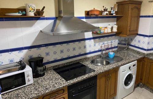 Logrosan House | Cozy 25 m² House for 3 Guests with Kitchen & Pet Friendly