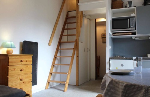 Risoul Apartment | Cozy Apartment Risoul: Pet-Friendly Studio for 4 Guests