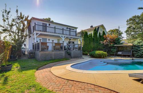 East Shore House | Relaxing New Haven Retreat with Private Pool, Steps to Beach