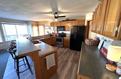 Marion House | Idyllic Retreat at Marion County Lake: Family-Friendly Escape