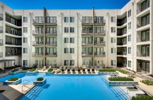 Richardson Apartment | Enjoy a Relaxing Stay at 2BD Apt with Pool in Richardson